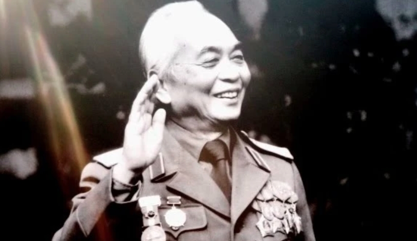 Đại tướng Võ Nguyên Giáp viết gì về đối phương?